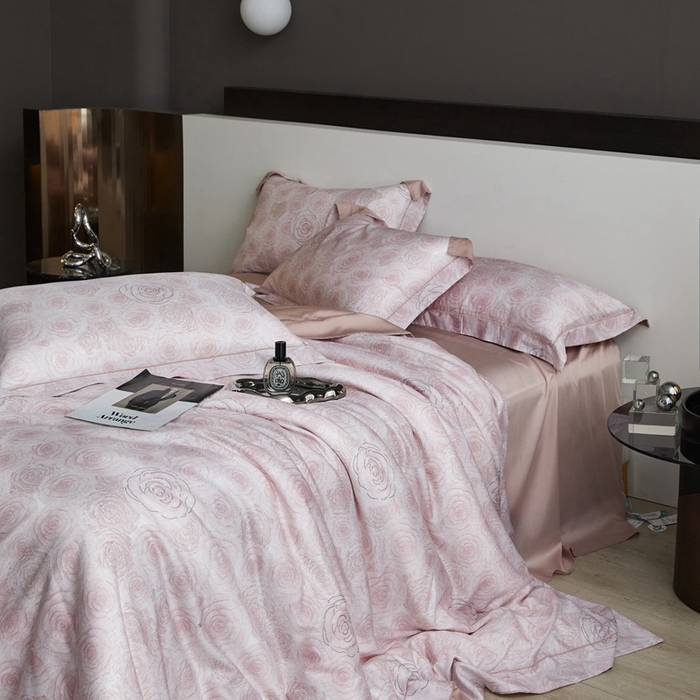 91家纺网 家纺一手货源 找家纺 金奇达2025新款【 巴赫之音】-茧养莱赛尔四件套（标准号全网控价（折后券后）不低于258元） 卡洛琳-藕粉