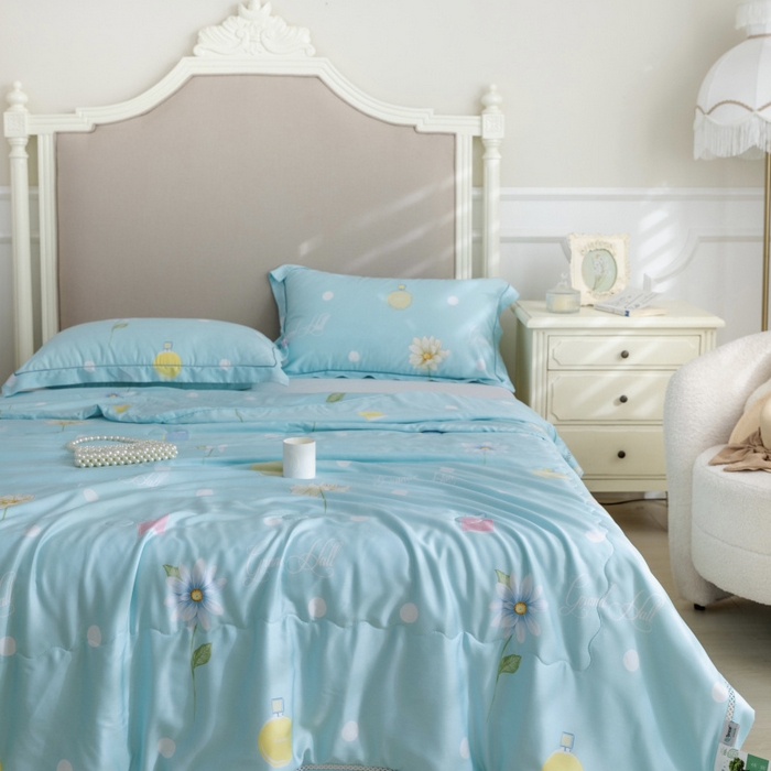 91家纺网 家纺一手货源 找家纺 棉生活家纺 2025新款春夏莫代尔天丝夏被 爱的味道