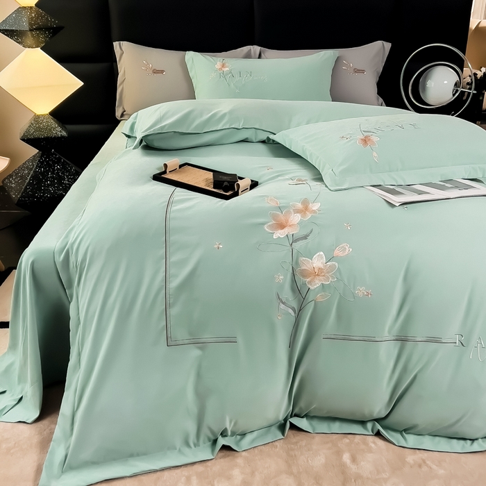 91家纺网 家纺一手货源 找家纺 曲之慕 2025新品四季款高端刺绣四件套简约可水洗轻奢纯色刺绣四件套 流光浅绿