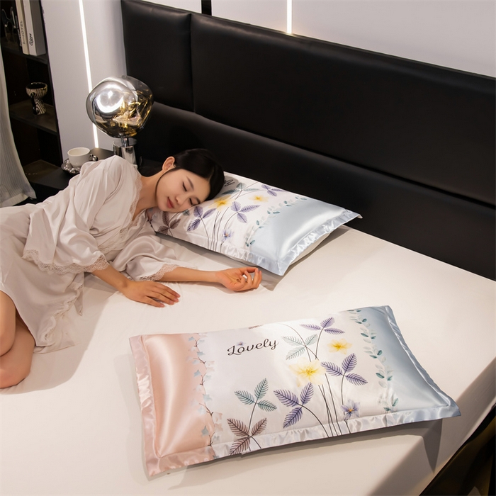 91家纺网 家纺一手货源 找家纺 梦舒羽 2025新款可水洗冰丝卡通枕套宿舍48x74cm单人凉爽枕头套 花曳