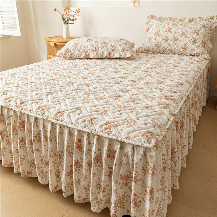 91家纺网 家纺一手货源 找家纺 屹成家纺 2025新款水洗泡泡棉床裙 繁花似锦