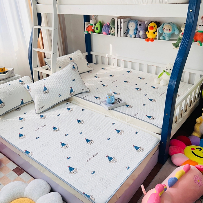 91家纺网 家纺一手货源 找家纺 小虾米 2025乳胶凉席上下床床笠 圣诞小熊