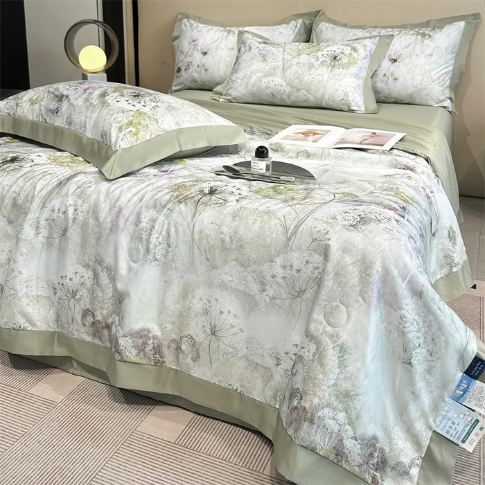 91家纺网 家纺一手货源 找家纺 笙意家纺 2025新款水洗冰丝数码印花拼角宽边夏被 春日恋