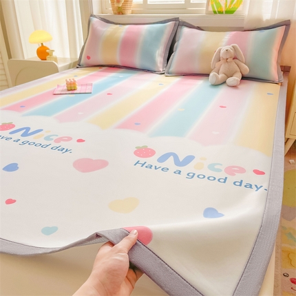 91家纺网 家纺一手货源 找家纺 （总）2025新款A类碳光冰丝印花凉席学生床席空调被夏被四件套配送买家秀