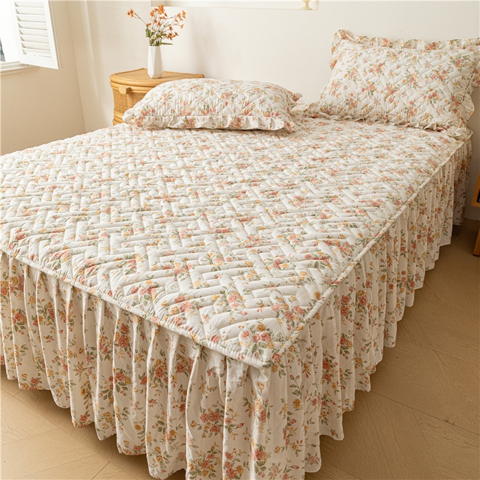 91家纺网 家纺一手货源 找家纺 屹成家纺 2025新款水洗泡泡棉床裙 繁花似锦