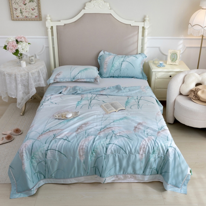 91家纺网 家纺一手货源 找家纺 棉生活家纺 2025新款春夏莫代尔天丝夏被 甘棠灰绿