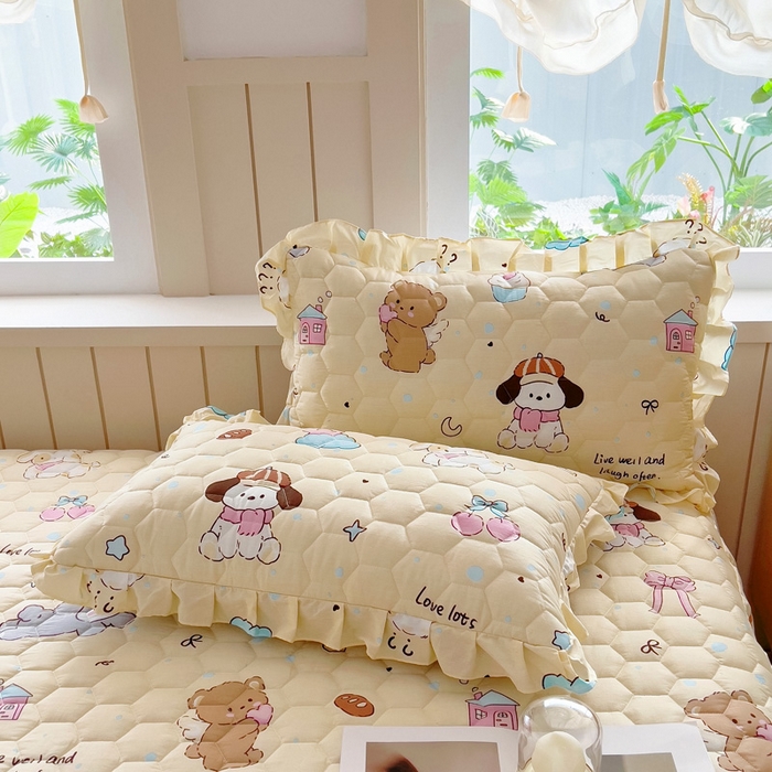 91家纺网 家纺一手货源 找家纺 情煊家纺 2025新款全棉印花小清新夹棉枕套 好奇狗