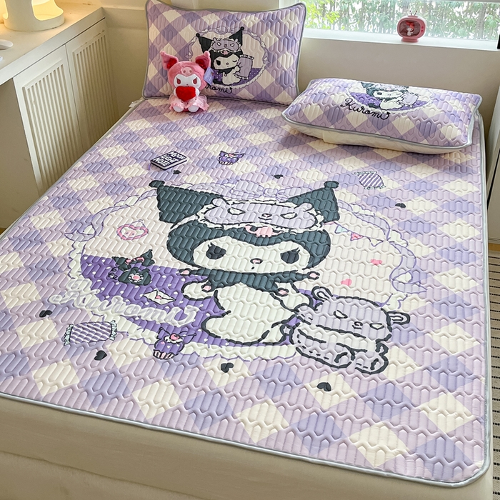 91家纺网 家纺一手货源 找家纺 金爱家 2025新款正版三丽鸥凉感乳胶凉席 信封库洛米