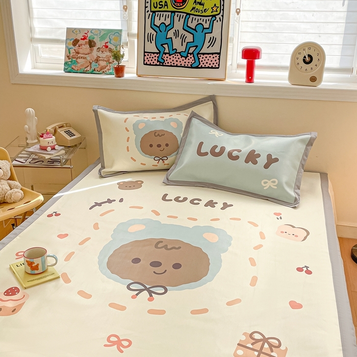 91家纺网 家纺一手货源 找家纺 川悦生活 2025新款大版凉感冰丝席三件套 豆宝小熊