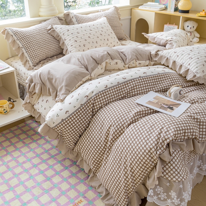 91家纺网 家纺一手货源 找家纺 珍爱家纺 2025新款A类针织棉双层纱夹棉床盖床裙花边单件三件四件套蘑菇