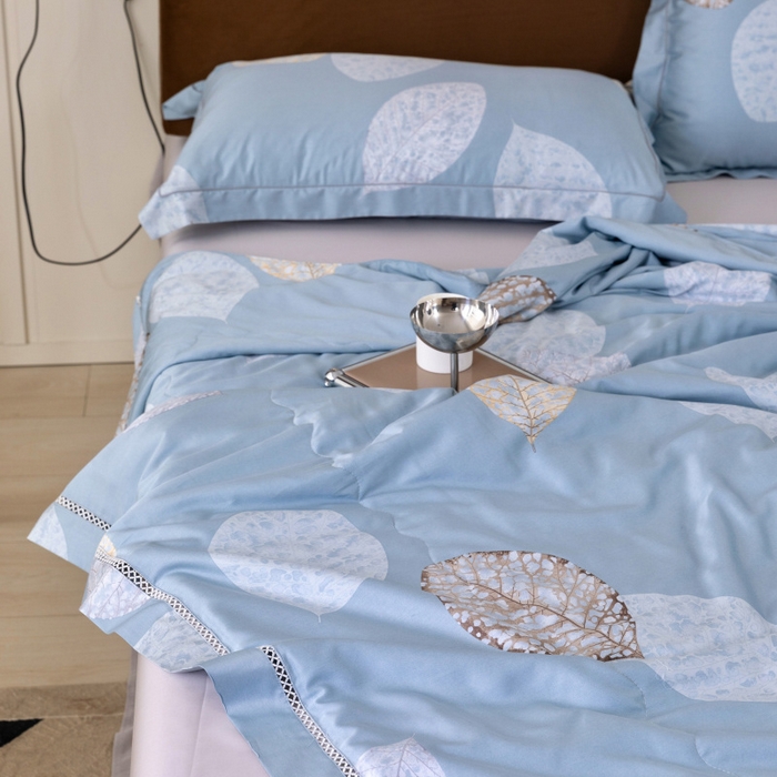 91家纺网 家纺一手货源 找家纺 棉生活家纺 2025新款春夏莫代尔天丝夏被 树影