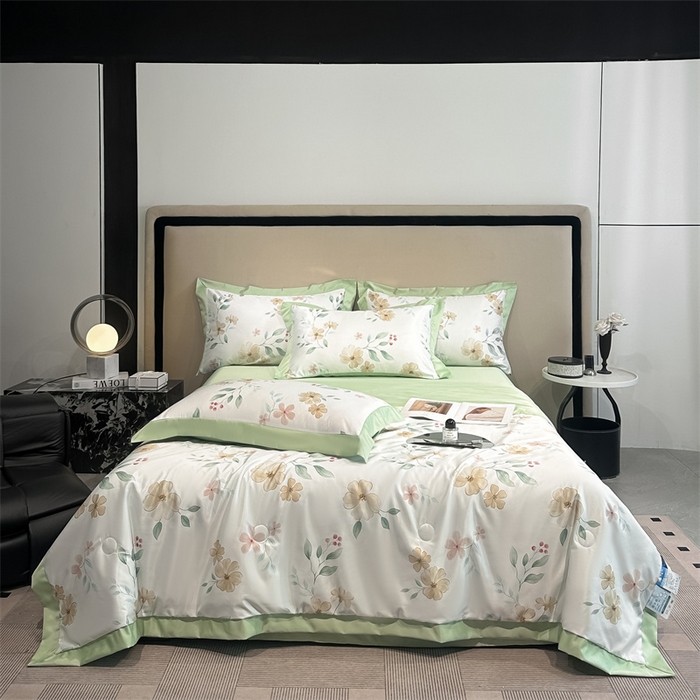 91家纺网 家纺一手货源 找家纺 笙意家纺 2025新款水洗冰丝数码印花拼角宽边夏被 花漫