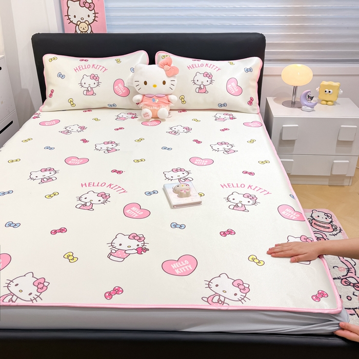 91家纺网 家纺一手货源 找家纺 暮思家居 2025新款三丽鸥正版授权数码印花A类可机洗1200D冰丝凉席三件套床笠款系列 床笠款-公主KT