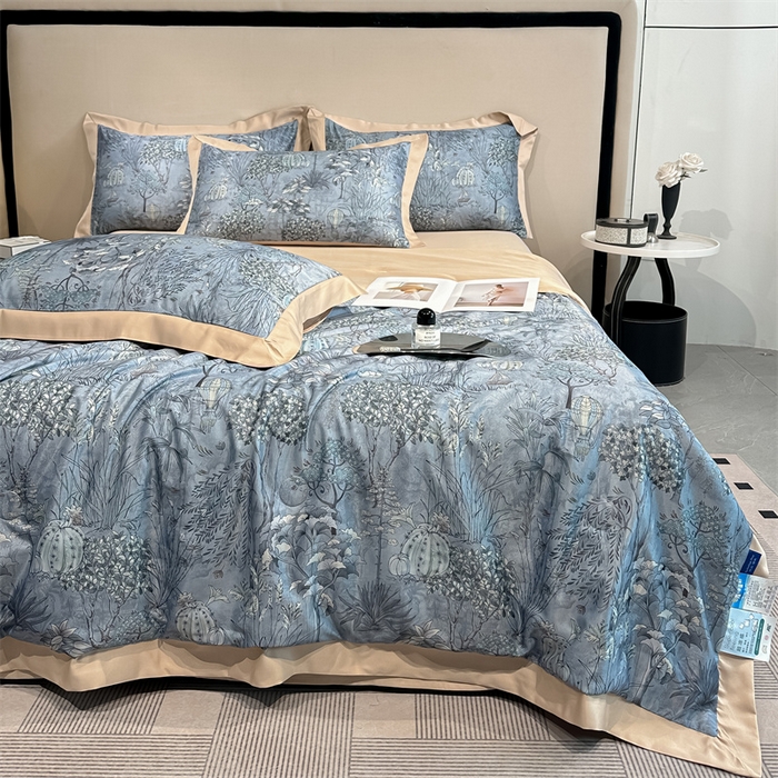 91家纺网 家纺一手货源 找家纺 笙意家纺 2025新款水洗冰丝数码印花拼角宽边夏被 菲尔德-卡其