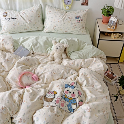 91家纺网 家纺一手货源 找家纺 （总）乐童家纺2025新款13370纯棉毛巾绣呆萌系列四件套第二弹