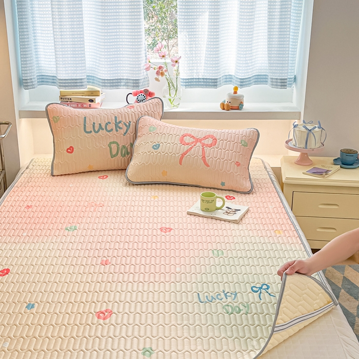 91家纺网 家纺一手货源 找家纺 川悦生活 2025新款大阪凉感丝凉席 香草夏日