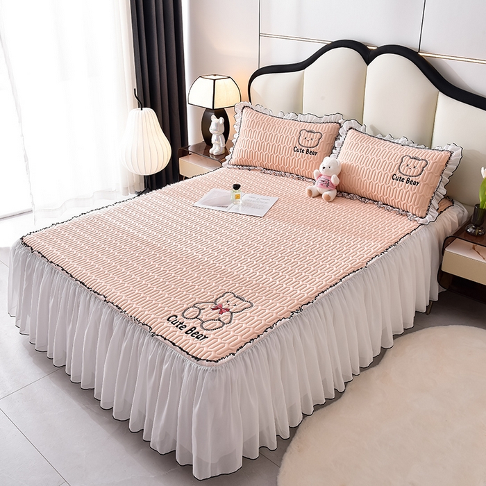 91家纺网 家纺一手货源 找家纺 炫拼家纺 2025新款coco熊床裙款乳胶凉席 coco熊-香妃粉