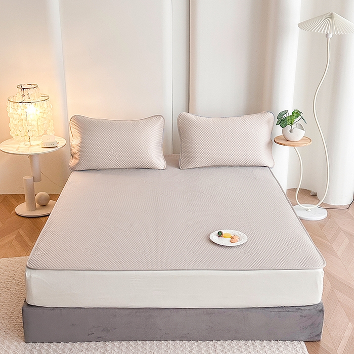 91家纺网 家纺一手货源 找家纺 好艺佳毛毯 2025新款3D凉豆豆凉席凉感软席空调席三件套单件学生宿舍 凉豆豆-焦糖咖