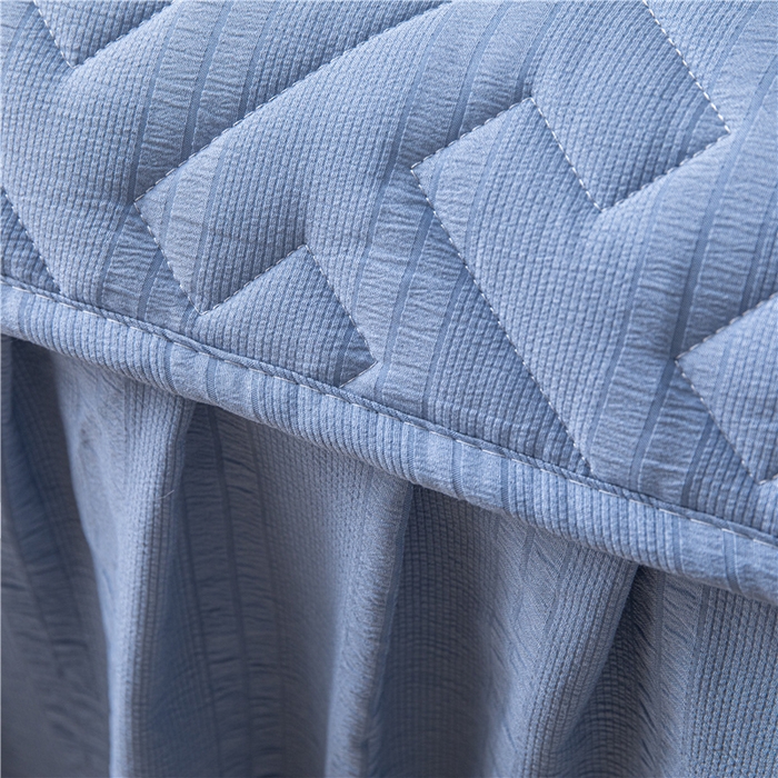 91家纺网 家纺一手货源 找家纺 屹成家纺 2025新款水洗泡泡棉床裙三件套 帝天蓝