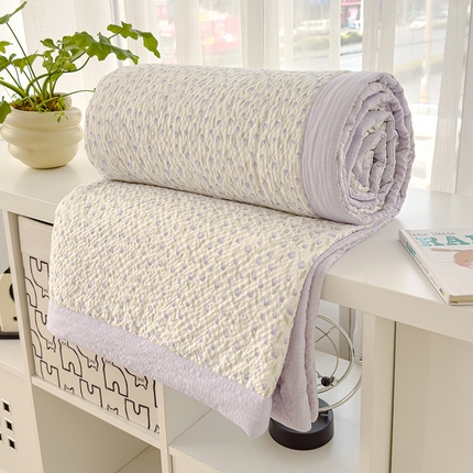 91家纺网 家纺一手货源 找家纺 2025新款A类印花泡泡纱大豆夏凉被被子被芯 郁金香