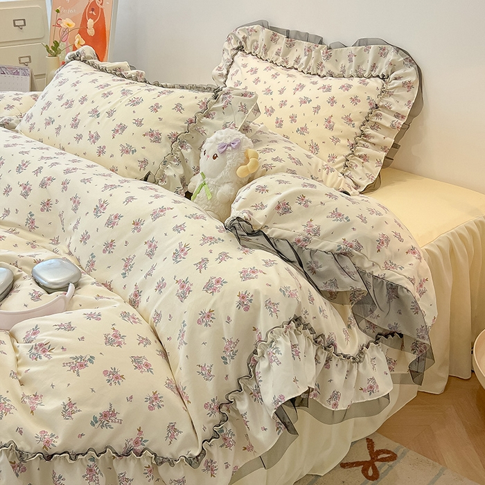 91家纺网 家纺一手货源 找家纺 眠帛家居 2025新款A类皱皱纱蕾丝花边四件套 芬芳