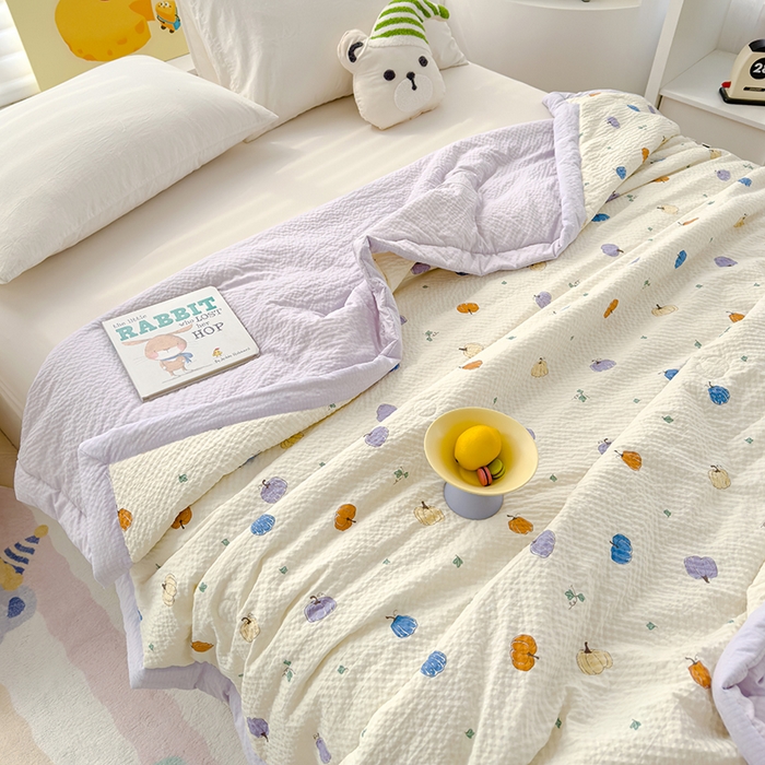 91家纺网 家纺一手货源 找家纺 2025新款A类印花泡泡纱大豆夏凉被被子被芯 七彩南瓜