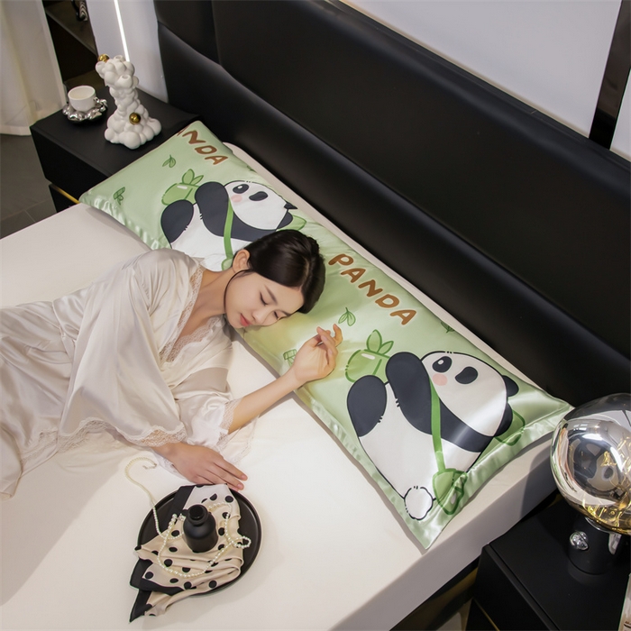 91家纺网 家纺一手货源 找家纺 梦舒羽 2025新款可水洗冰丝双人枕套凉爽情侣枕头套枕芯套 熊猫宝贝