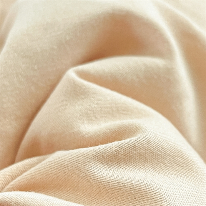 91家纺网 家纺一手货源 找家纺 盛秋家纺 2026新款A类水洗棉刺绣夏被 奶茶小熊