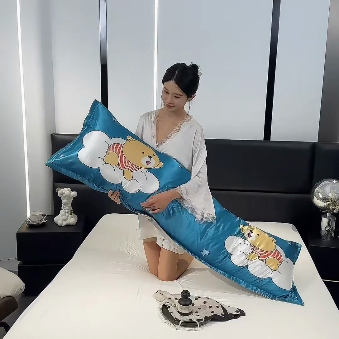 91家纺网 家纺一手货源 找家纺 梦舒羽 2025新款可水洗冰丝双人枕套凉爽情侣枕头套枕芯套 熊猫宝贝