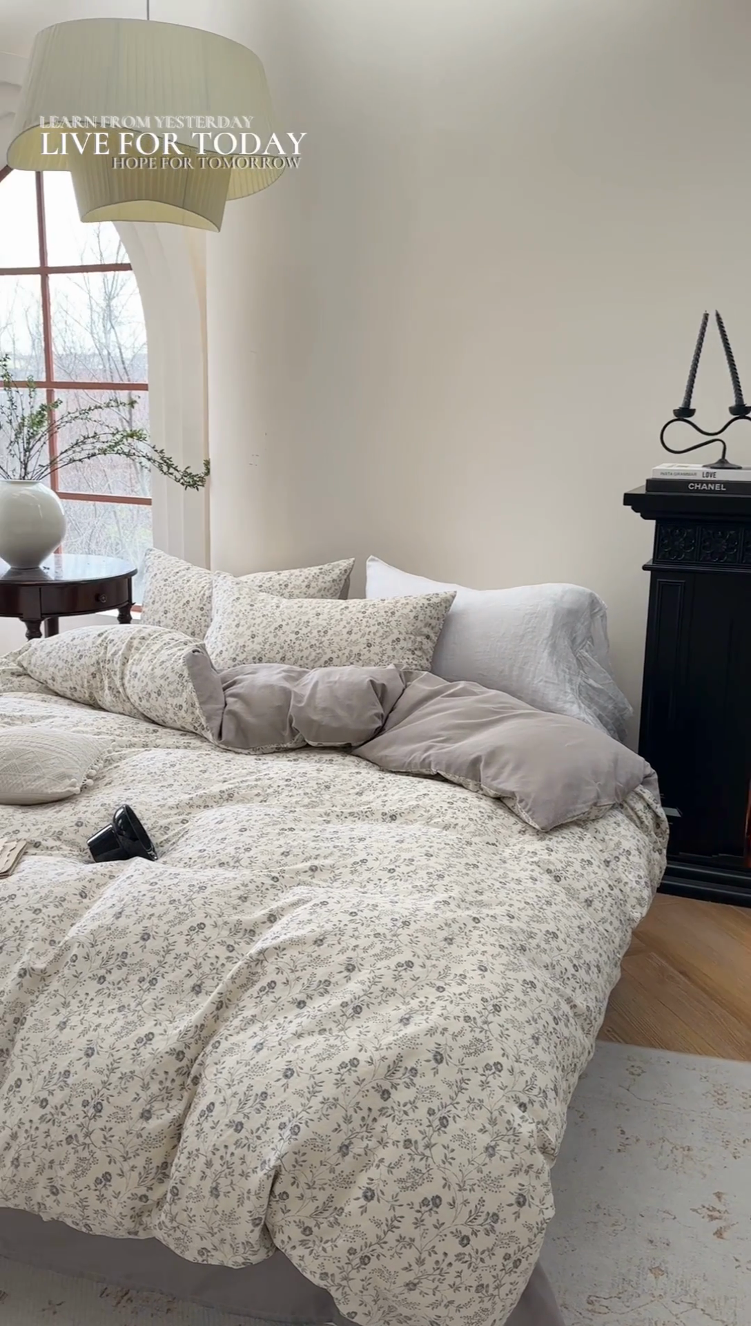 91家纺网 家纺一手货源 找家纺 2025新款全棉有氧双层纱四件套-碎花系列 秋月白