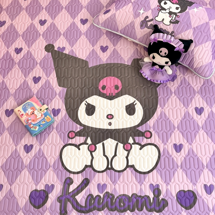 91家纺网 家纺一手货源 找家纺 金爱家 2025新款正版三丽鸥凉感乳胶凉席 桃心库洛米