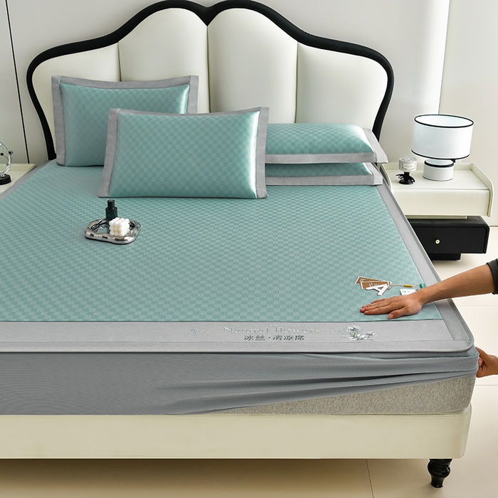 91家纺网 家纺一手货源 找家纺 小牛席业 2025新款棋盘格-冰丝清凉席系列（床笠款）凉席藤席冰藤席冰丝席竹席空调席草席乳胶席豆豆席三件套 绿色