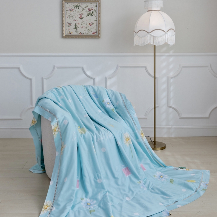 91家纺网 家纺一手货源 找家纺 棉生活家纺 2025新款春夏莫代尔天丝夏被 爱的味道