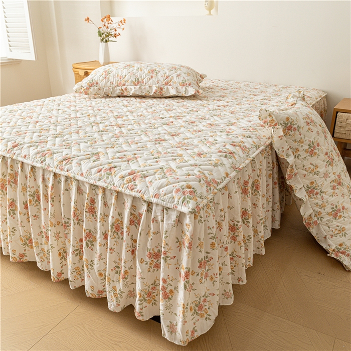 91家纺网 家纺一手货源 找家纺 屹成家纺 2025新款水洗泡泡棉床裙 繁花似锦