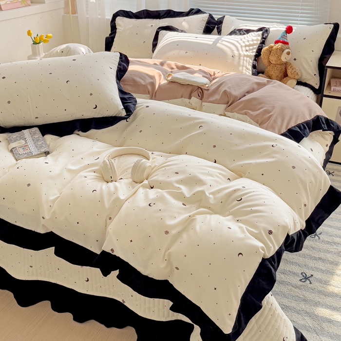 91家纺网 家纺一手货源 找家纺 富米莱（原臻工厂）2025新款A类针织双层纱赫本风床盖四件套 星空物语一咖