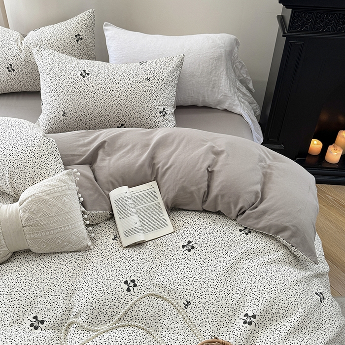 91家纺网 家纺一手货源 找家纺 2025新款全棉有氧双层纱四件套-碎花系列 白茶籽