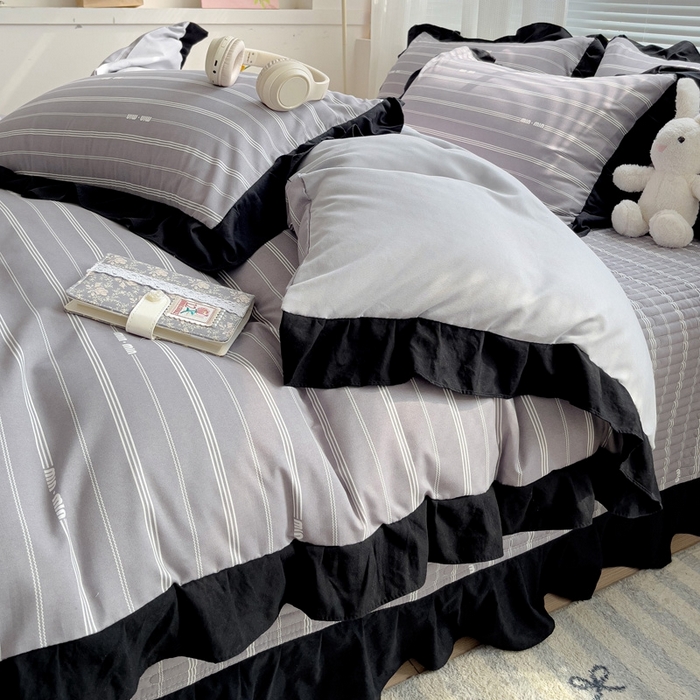 91家纺网 家纺一手货源 找家纺 富米莱（原臻工厂）2025新款A类针织双层纱赫本风床盖四件套 灰色条纹