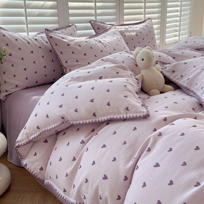 91家纺网 家纺一手货源 找家纺 金丝鸟家纺 2025新款全棉双层纱贝壳边四件套花卉系列 紫色心情