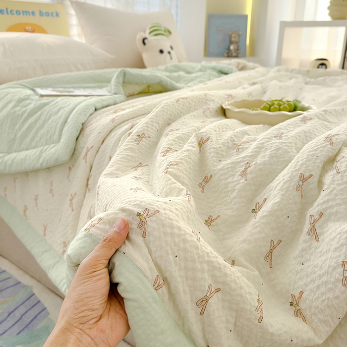 91家纺网 家纺一手货源 找家纺 （总）2025新款A类印花泡泡纱大豆夏凉被被子被芯