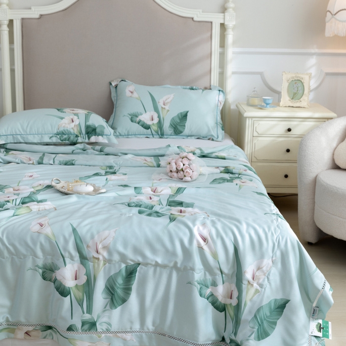 91家纺网 家纺一手货源 找家纺 棉生活家纺 2025新款春夏莫代尔天丝夏被 雅韵绿