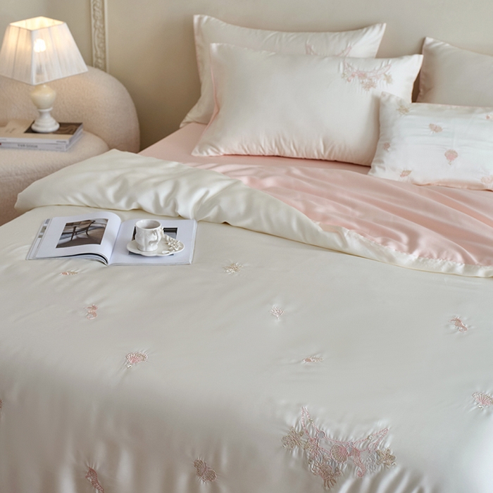 91家纺网 家纺一手货源 找家纺 （总）千朵森 2025新款60s奥地利进口兰精天丝四件套-星慕