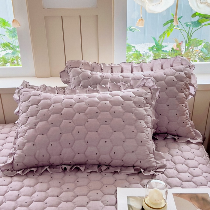 91家纺网 家纺一手货源 找家纺 情煊家纺 2025新款全棉印花小清新夹棉枕套 紫圆点