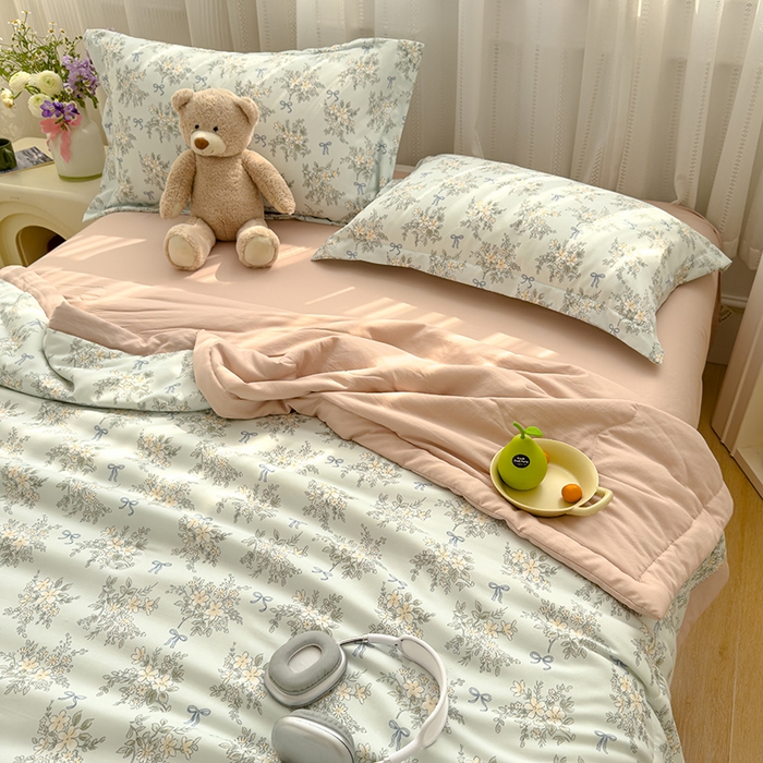 91家纺网 家纺一手货源 找家纺 芯恋家居 2025新款针织棉双层纱夏被夏被四件套 春日宴