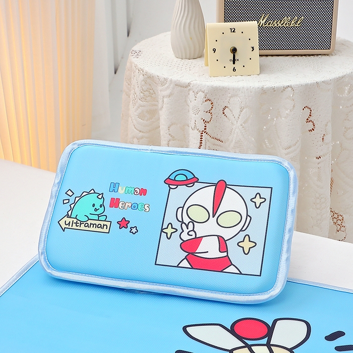 91家纺网 家纺一手货源 找家纺 八零年代 2025新品云柔牛奶丝儿童凉席套件凹凸曼