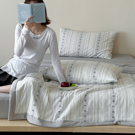 91家纺网 家纺一手货源 找家纺 （总）一加一 2025新款A类全棉色织提花蚕蛹蛋白夏被四件套