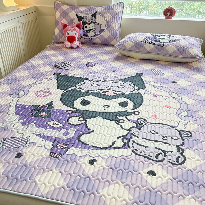 91家纺网 家纺一手货源 找家纺 金爱家 2025新款正版三丽鸥凉感乳胶凉席 信封库洛米