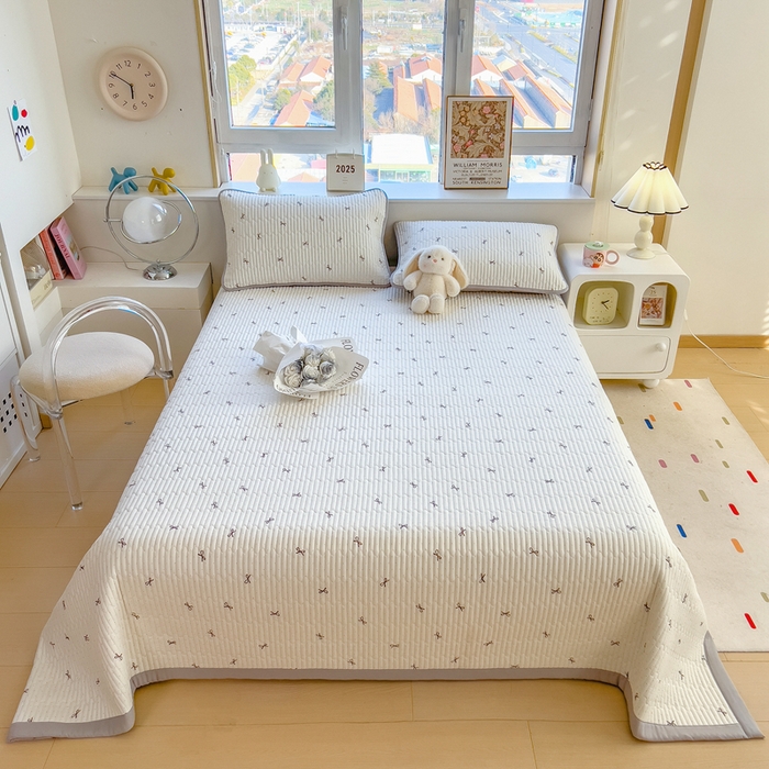 91家纺网 家纺一手货源 找家纺 慕木家纺 2025新款A类高克重四季款针织棉双层纱多功能床盖可铺可盖 蝴蝶结-米