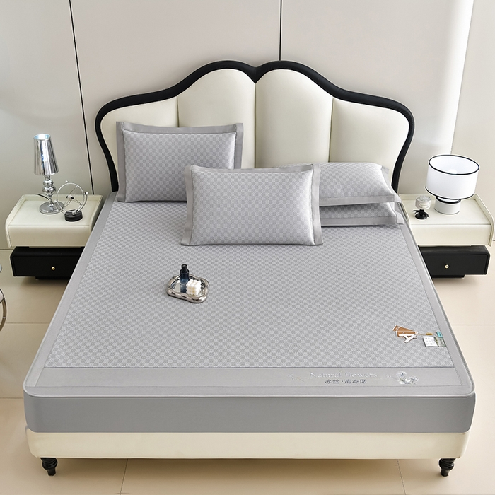 91家纺网 家纺一手货源 找家纺 （总）小牛席业 2025新款棋盘格-冰丝清凉席系列（床笠款）凉席藤席冰藤席冰丝席竹席空调席草席乳胶席豆豆席三件套