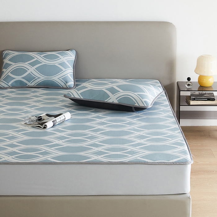 91家纺网 家纺一手货源 找家纺 千朵森 2025新款冰岛冰感丝床笠款凉席三件套-风格一 冰岛-晴空蓝