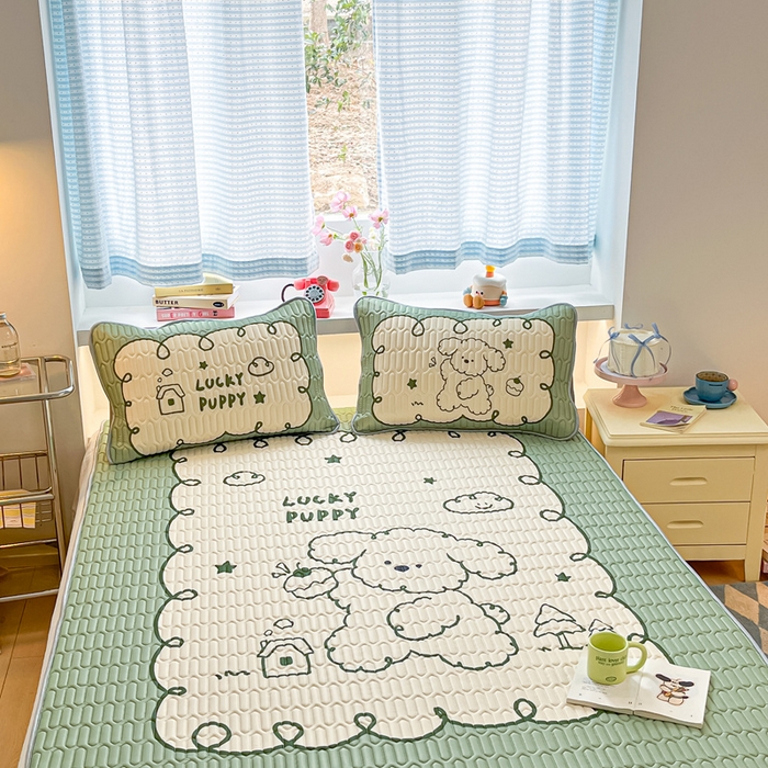 91家纺网 家纺一手货源 找家纺 川悦生活 2025新款大阪凉感丝凉席 小屋奶狗